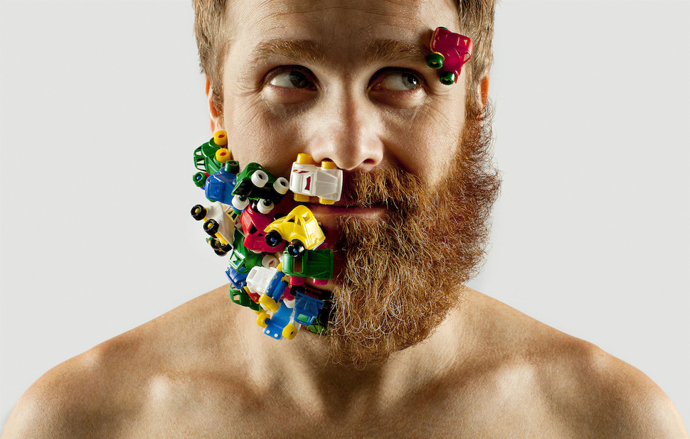 Бритая хипстерская борода превращается в арт-проект