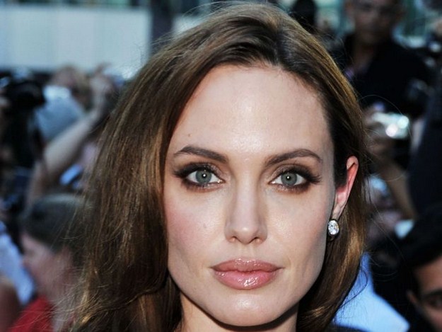 Angelina_Jolie_2