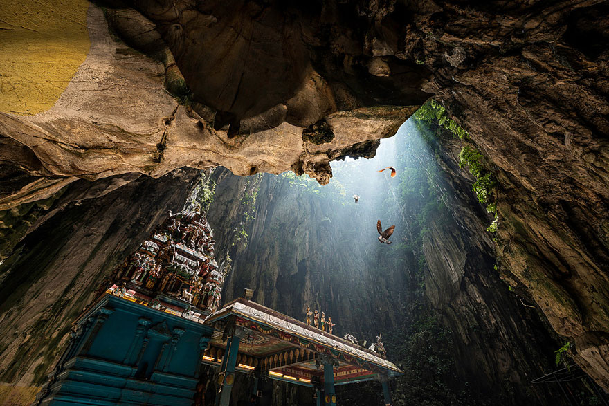 Пещеры Бату – природные достопримечательности Малайзии.