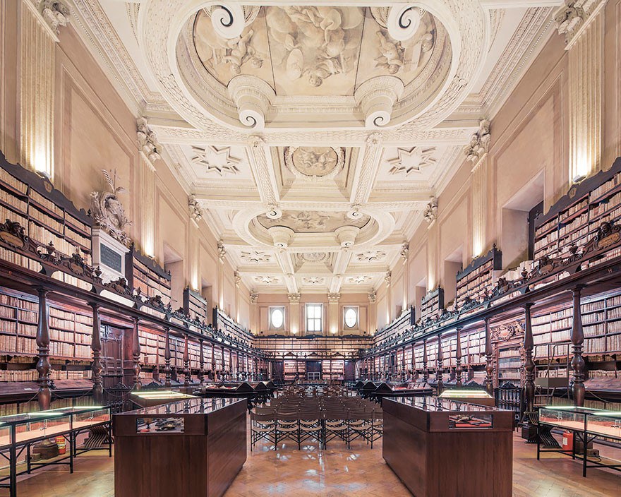 Библиотека Vallicelliana, Рим