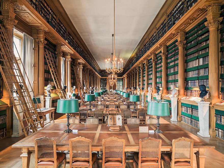 Библиотека эпохи барона Османа, Париж