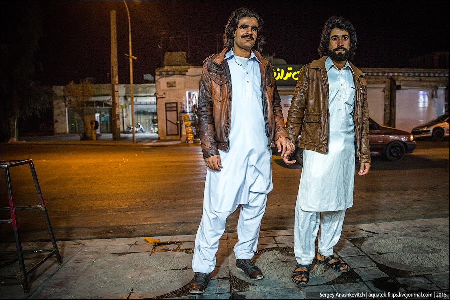 Дорога Исфахан-Йазд, Иран, ноябрь 2015