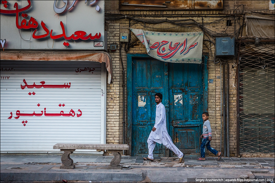 Дорога Исфахан-Йазд, Иран, ноябрь 2015