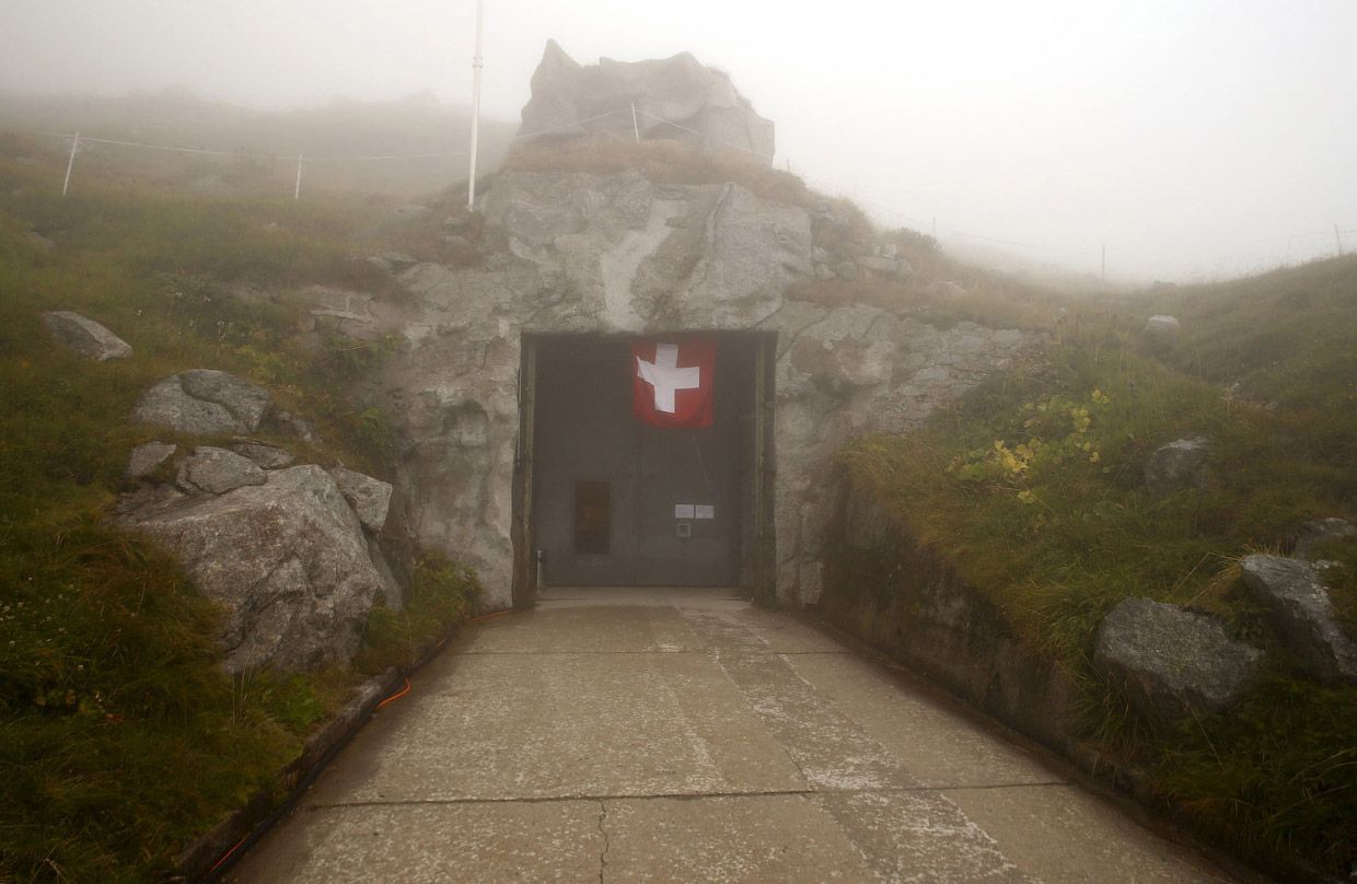 Сен-Готард – самый важный горный перевал швейцарских Альп. Этот ход в другой секретный бункер.