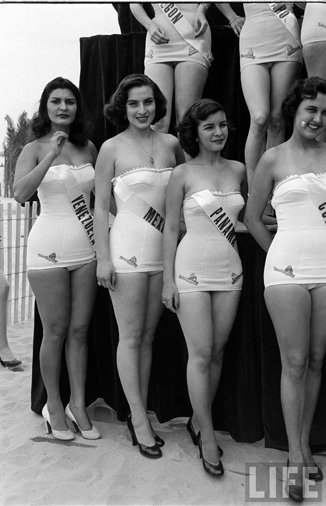 Miss_Universe_1952_010
