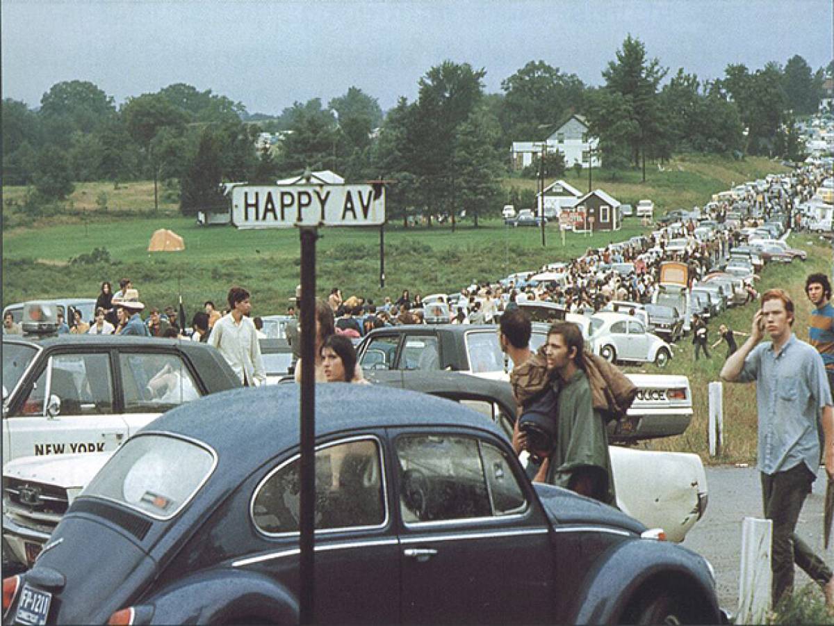 Бетел, Штат Нью-Йорк Августа 1969 Года, Движение По Дороге На Вудсток