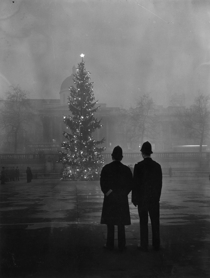 Национальная галерея, Трафальгарская площадь, 1 декабря 1948 года.