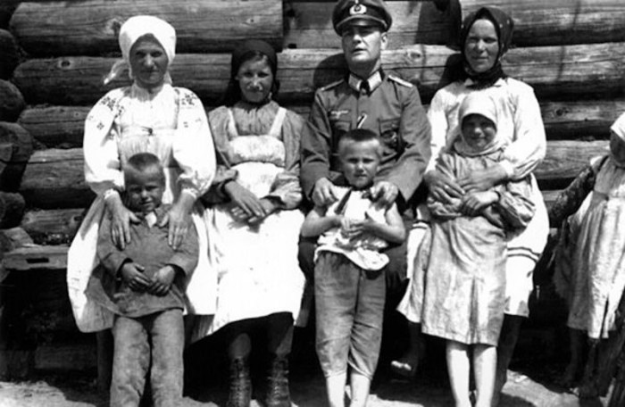 Советская деревня в объективе немецкого фотографа в 1941 -1943 годах