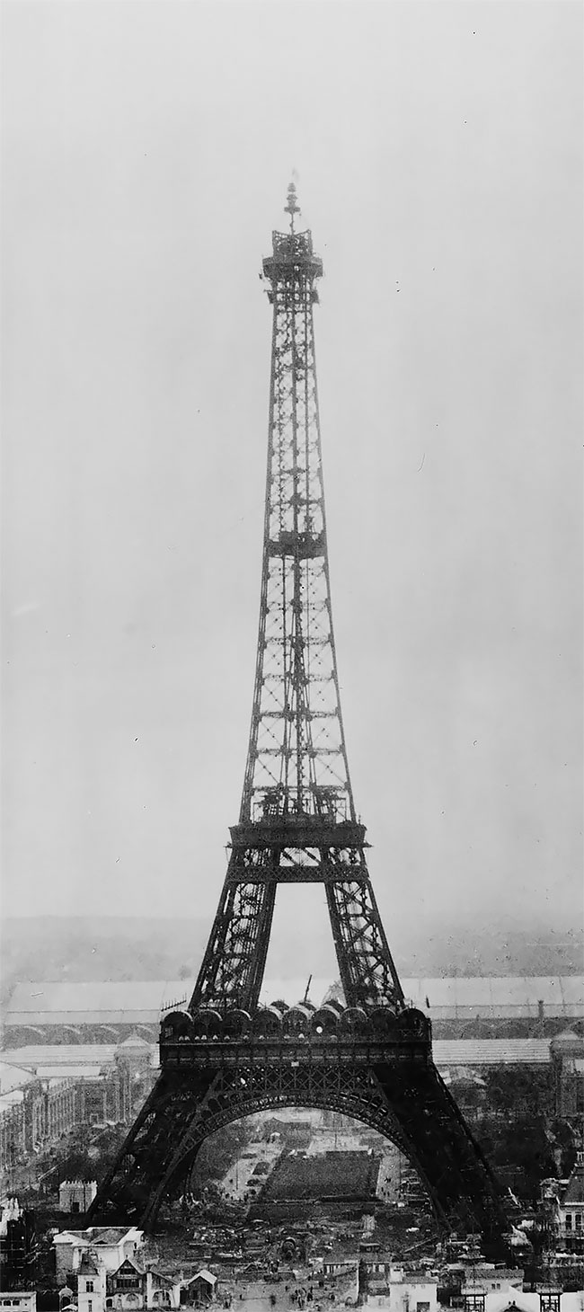 Исторические фотографии строительства Эйфелевой башни