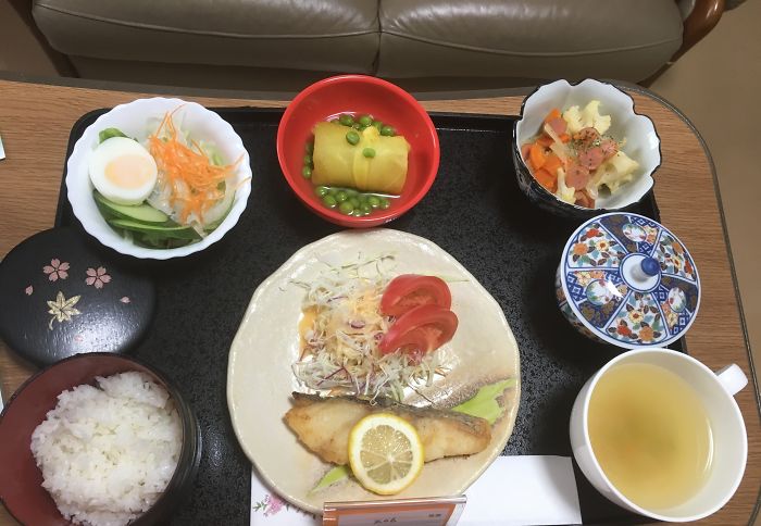Что едят в роддомах Японии