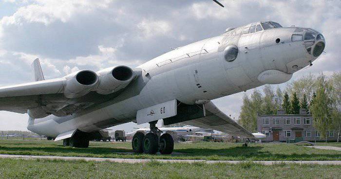 Советский самолет М-4: «Бизон»