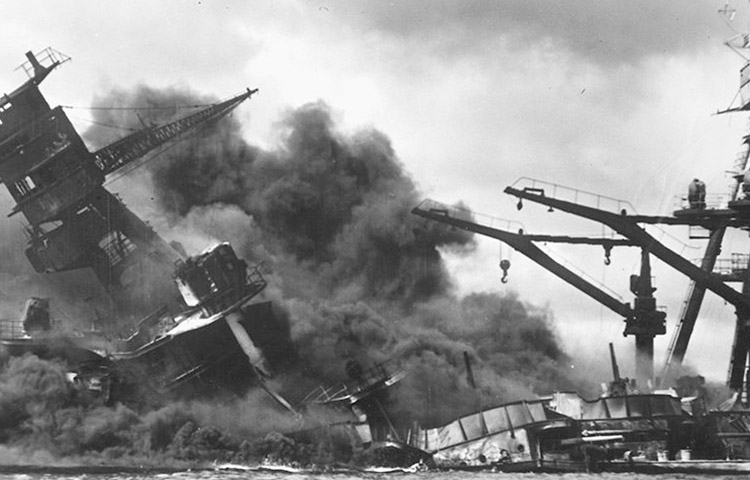 10 исторических фото о нападении на военную базу США Пёрл-Харбор