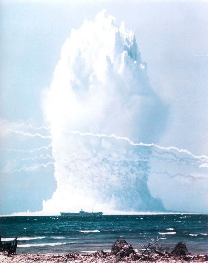 Экспериментальный подводный ядерный взрыв в Тихом океане, 1958 год: