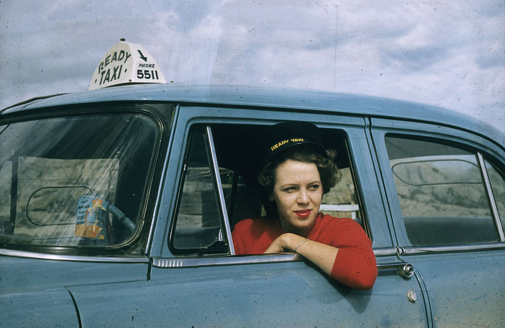  Таксистка, 1956 год
