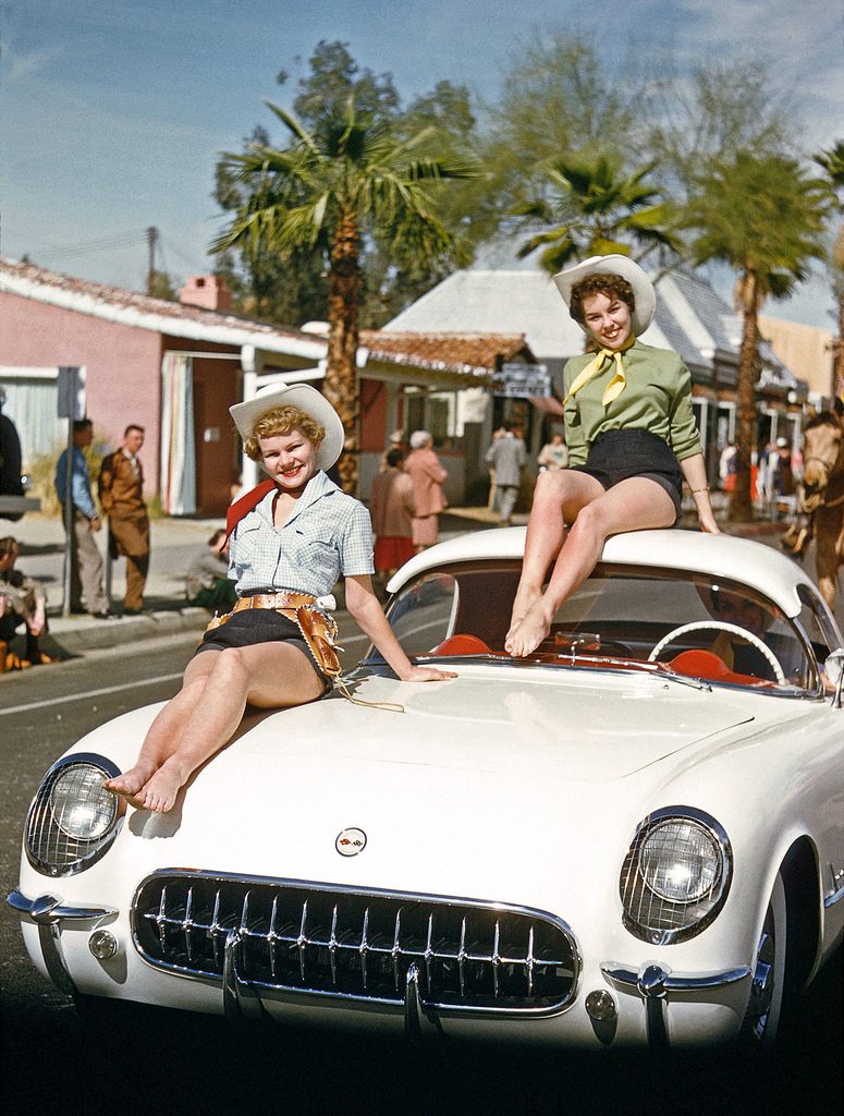 На параде в Палм-Спрингс, Флорида. 1955 год