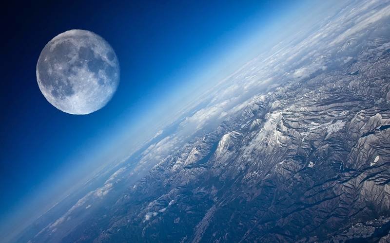 США заявили о своих владениях на Луне