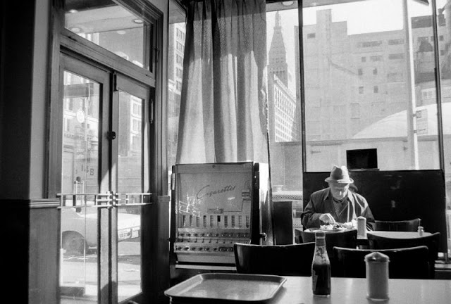 Нью-Йоркие кафетерии 1975-1985 год в объективе Марсии Гальперин