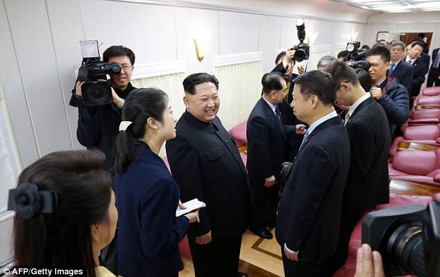 "Внутри секретного поезда Кима" - Ким Чен Ын посетил Китай