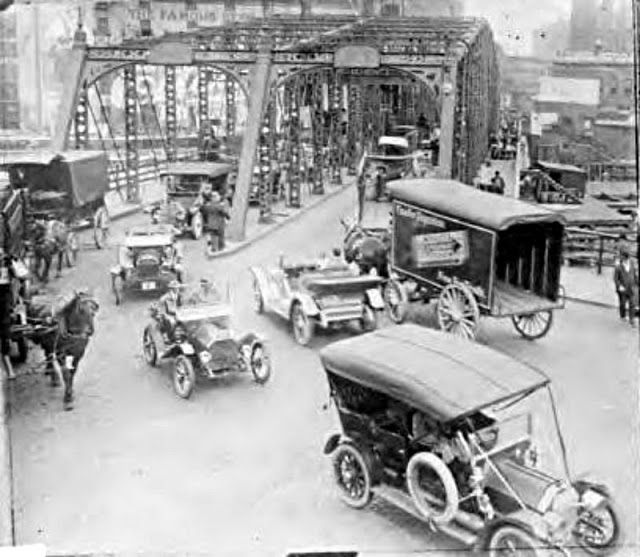  Движение на мосту в Чикаго, штат Иллинойс, 1927