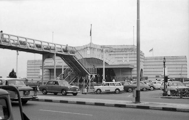 Сингапур в середине 1960-ых в объективе англичанина