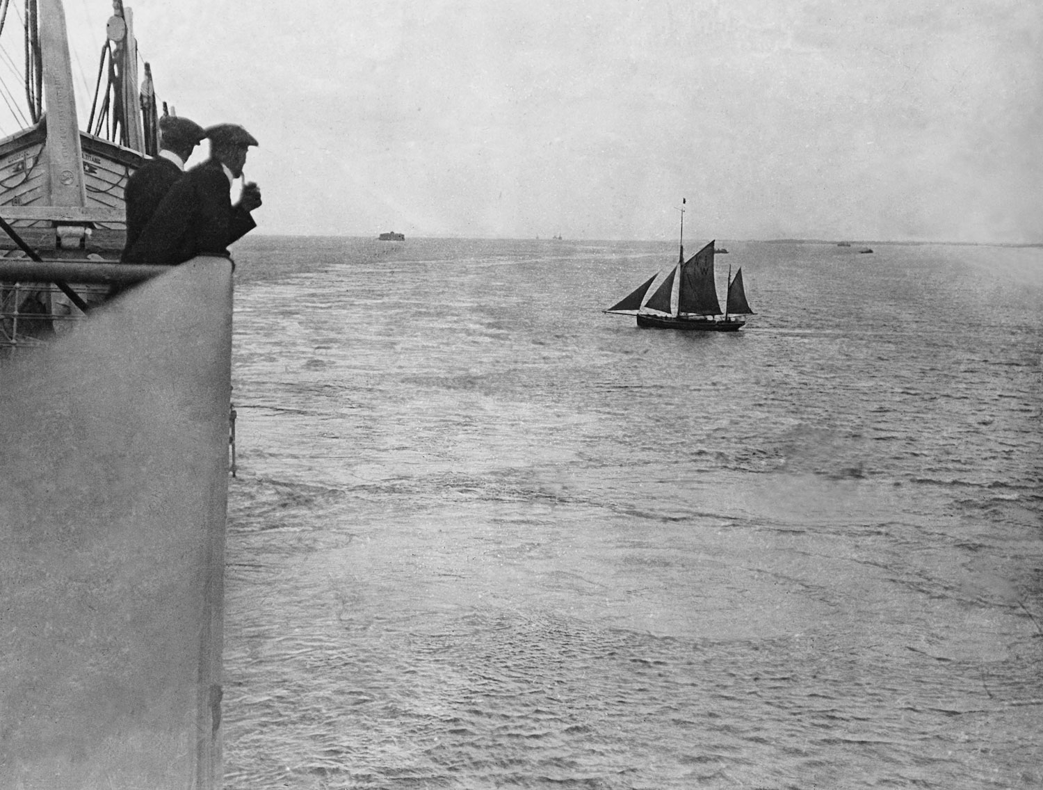«Титаник» заходит в Портсмут