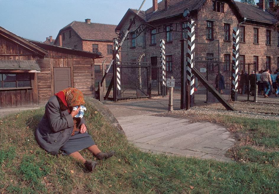 Потрясающие цветные фотографии повседневной жизни в Польше в начале 1980-х