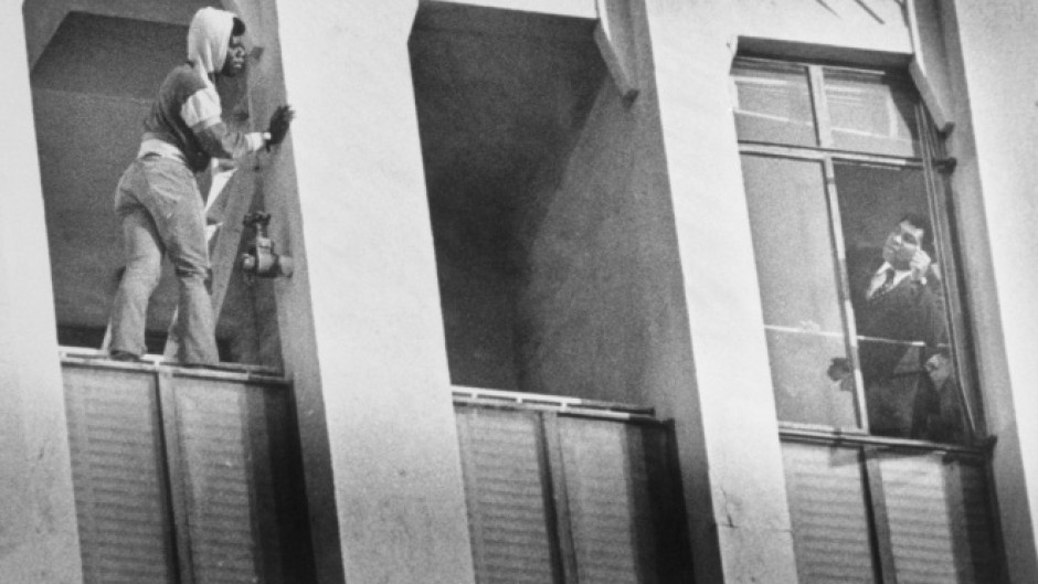 Когда Мухаммед Али остановил мужчину от прыжка с балкона в Лос-Анджелесе, 1981