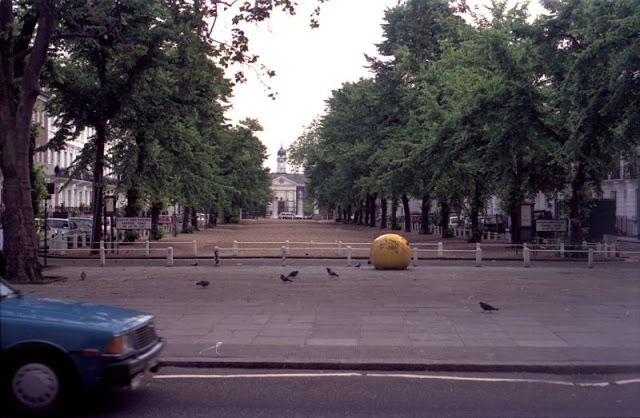 40 увлекательных фотографий, запечатлевших уличные пейзажи Лондона конца 1980-х годов