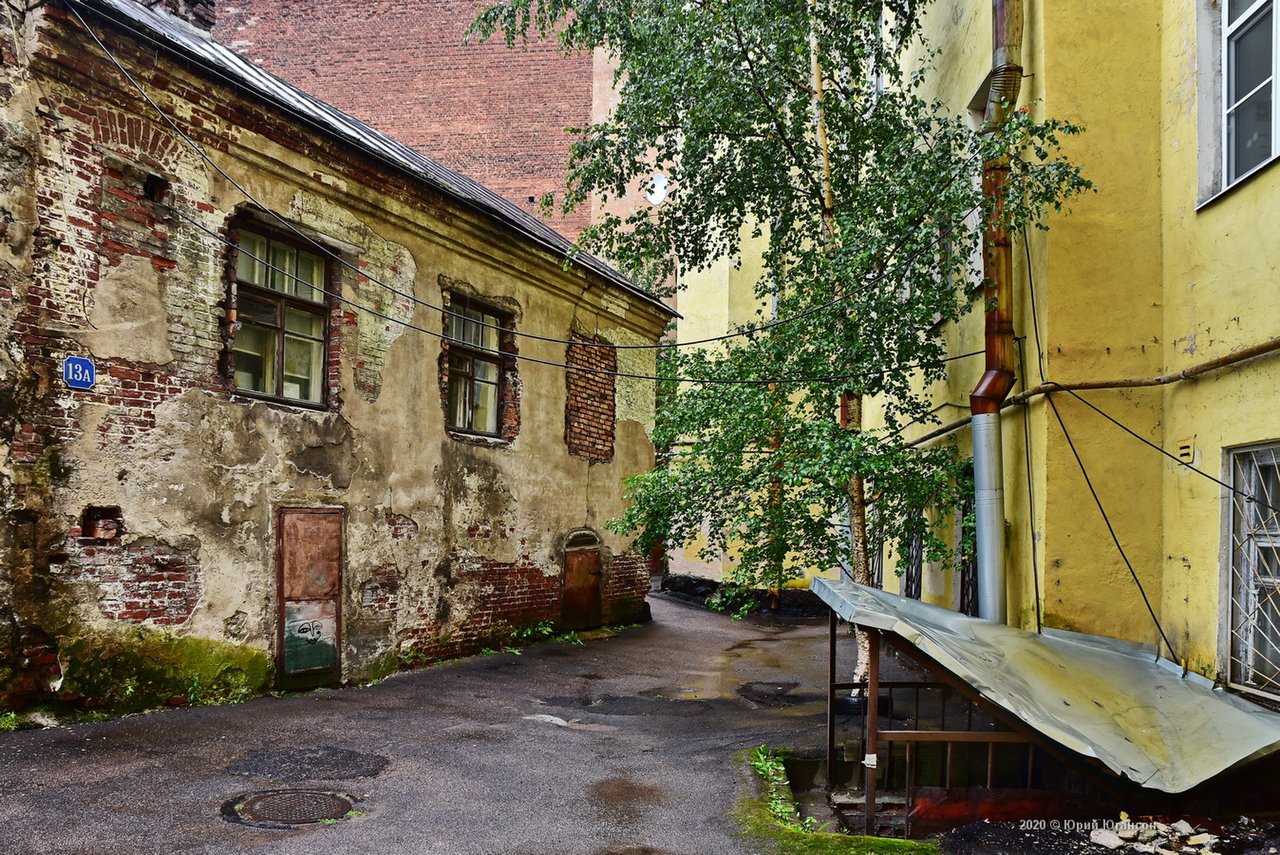 Самый старый жилой дом в России Крепостная ул 13а