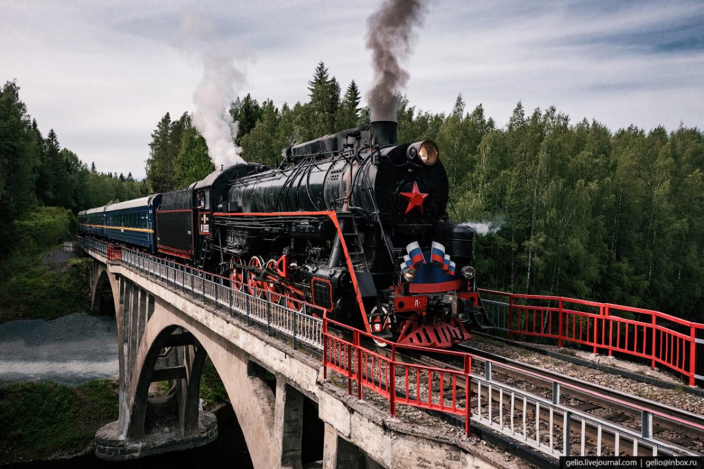Рускеальский экспресс — ретропоезд в Карелии
