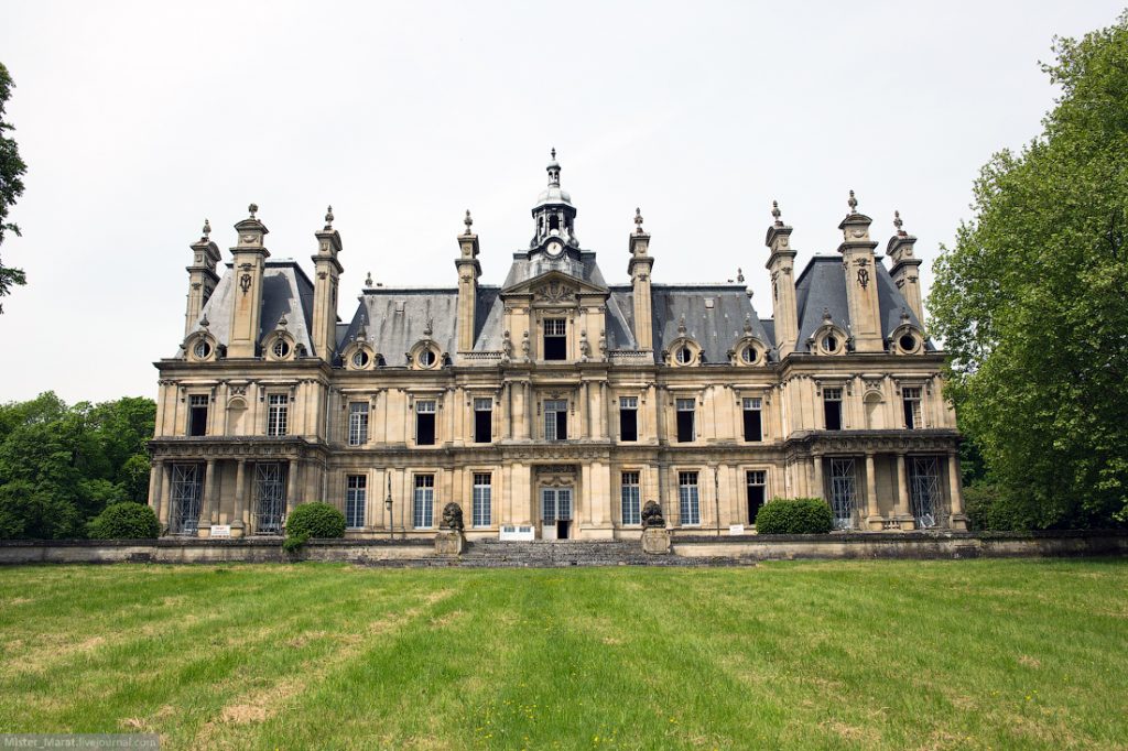 Заброшенные замки во Франции