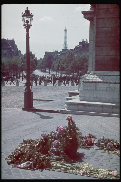 25 цветных фотографий падения Парижа в 1940 году