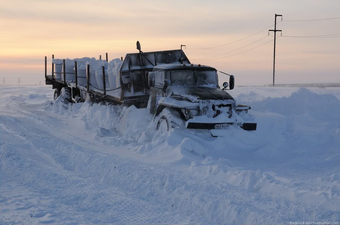 Потрясающие фотографии северных дорог России как дороги в ад