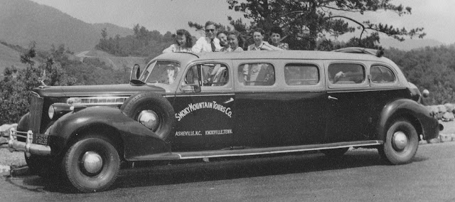 Интересный восьмидверный туристический автомобиль Packard 90, 1941 года выпуска с открытым верхом