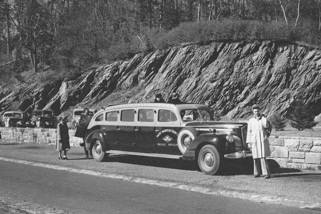 Интересный восьмидверный туристический автомобиль Packard 90, 1941 года выпуска с открытым верхом
