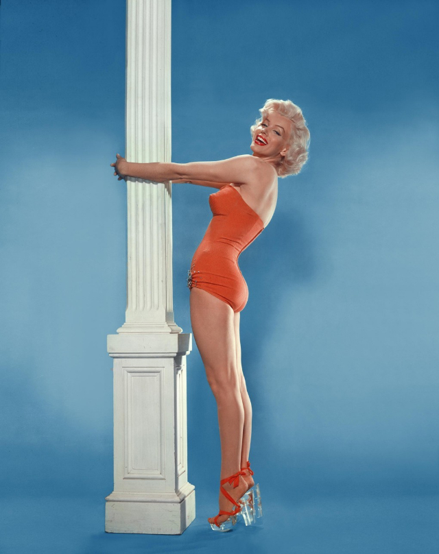 Цветные фотографии Мэрилин Монро, сделанные Райсфельдом Бертом для фильма «Как выйти замуж за миллионера», 1953г.