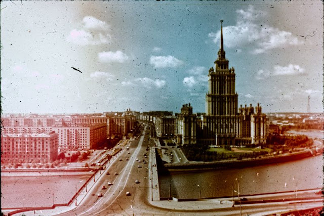 Москва 1950 года запечатленная в цветных фотографиях