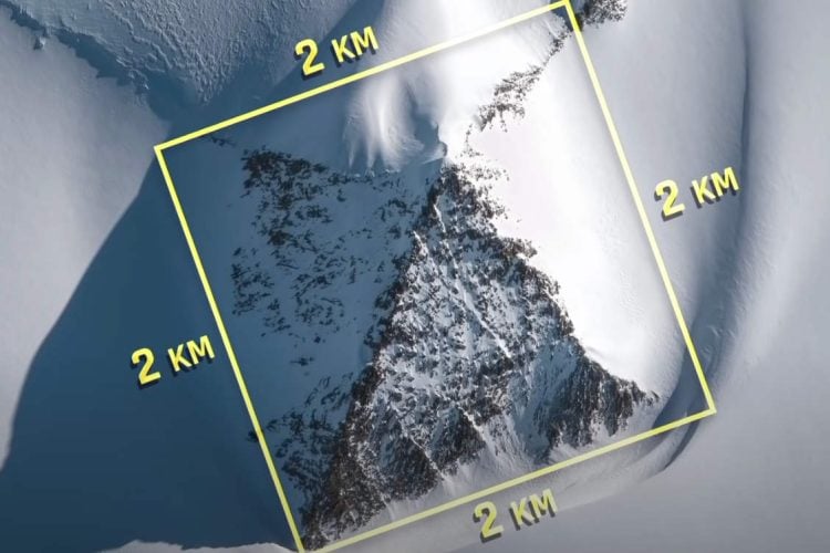 Гора в форме пирамиды в Антарктиде породила теории заговора