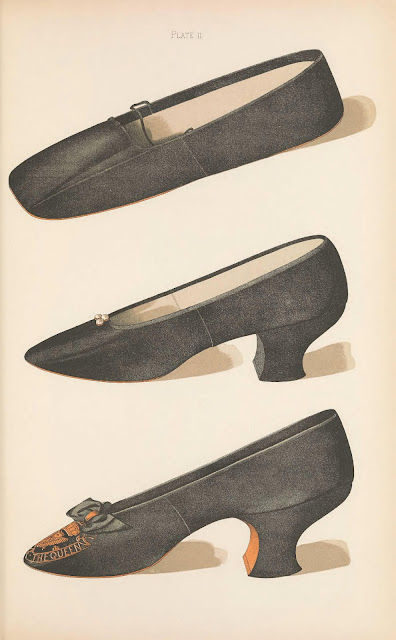 Женские модельные туфли XIX века