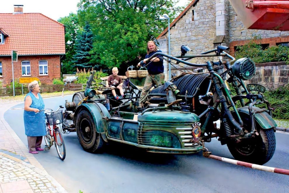 «Панцербайк»: немецкие механики создали самый большой в мире мотоцикл